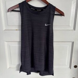 Nike Women's Charcoal Muscle Tee
